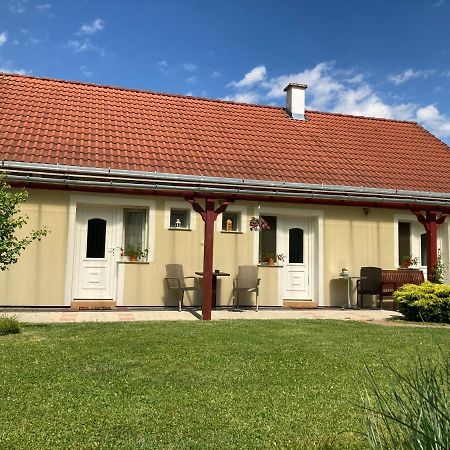 Alpok Tava Vendégház Kőszeg Exterior foto