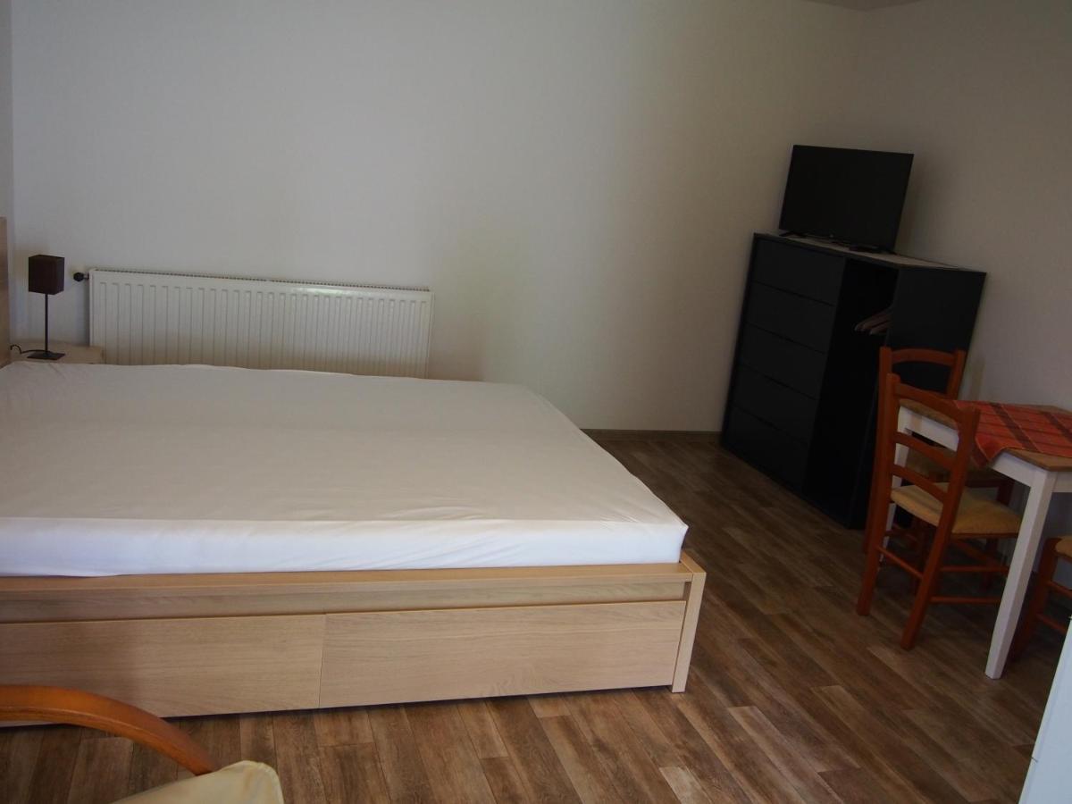 Alpok Tava Vendégház Kőszeg Exterior foto